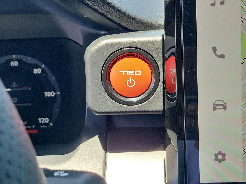 2025 Toyota Tacoma photo 9