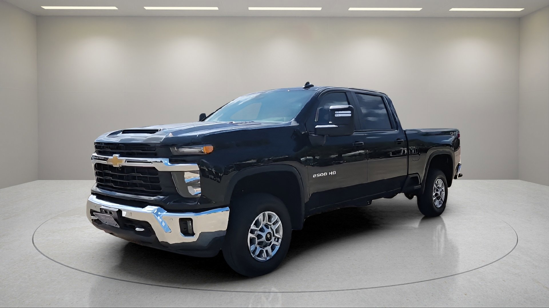 2025 Chevrolet Silverado 2500HD LT photo 2