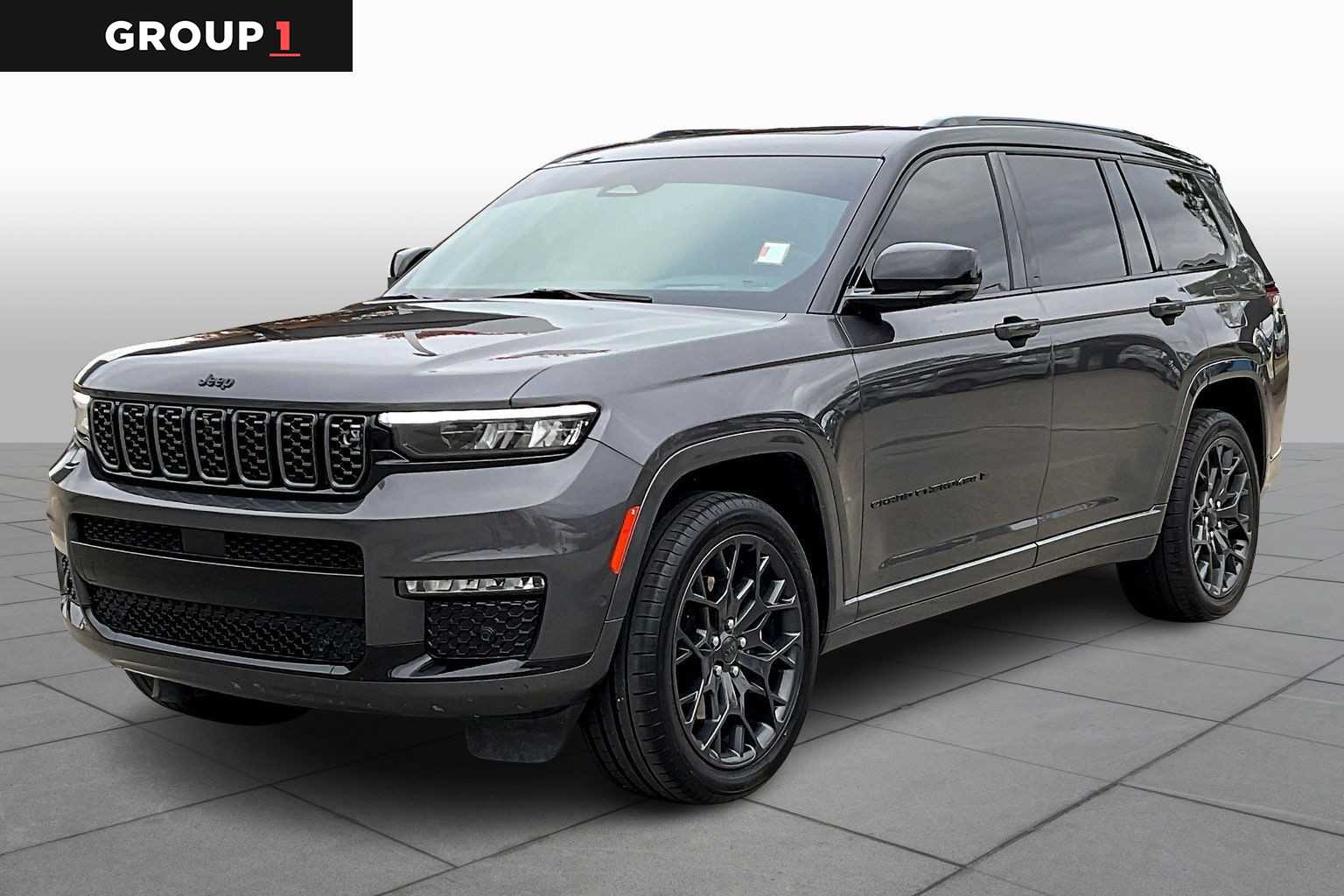 2023 Jeep Grand Cherokee L Summit's photo