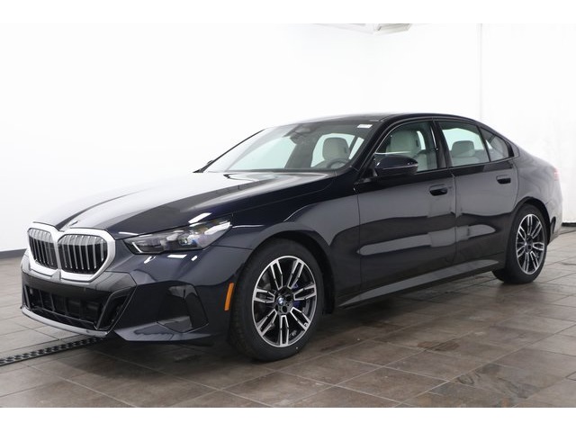2025 BMW 5 Series 530i's photo