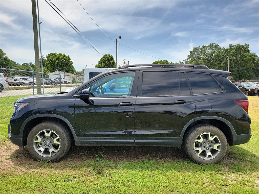 2022 Honda Passport TrailSport photo 3