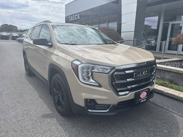 2022 GMC Terrain AT4's photo