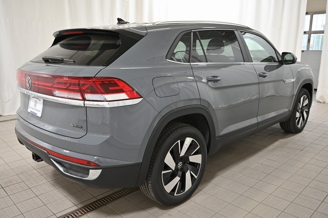 2025 Volkswagen Atlas Cross Sport SE Technology photo 4