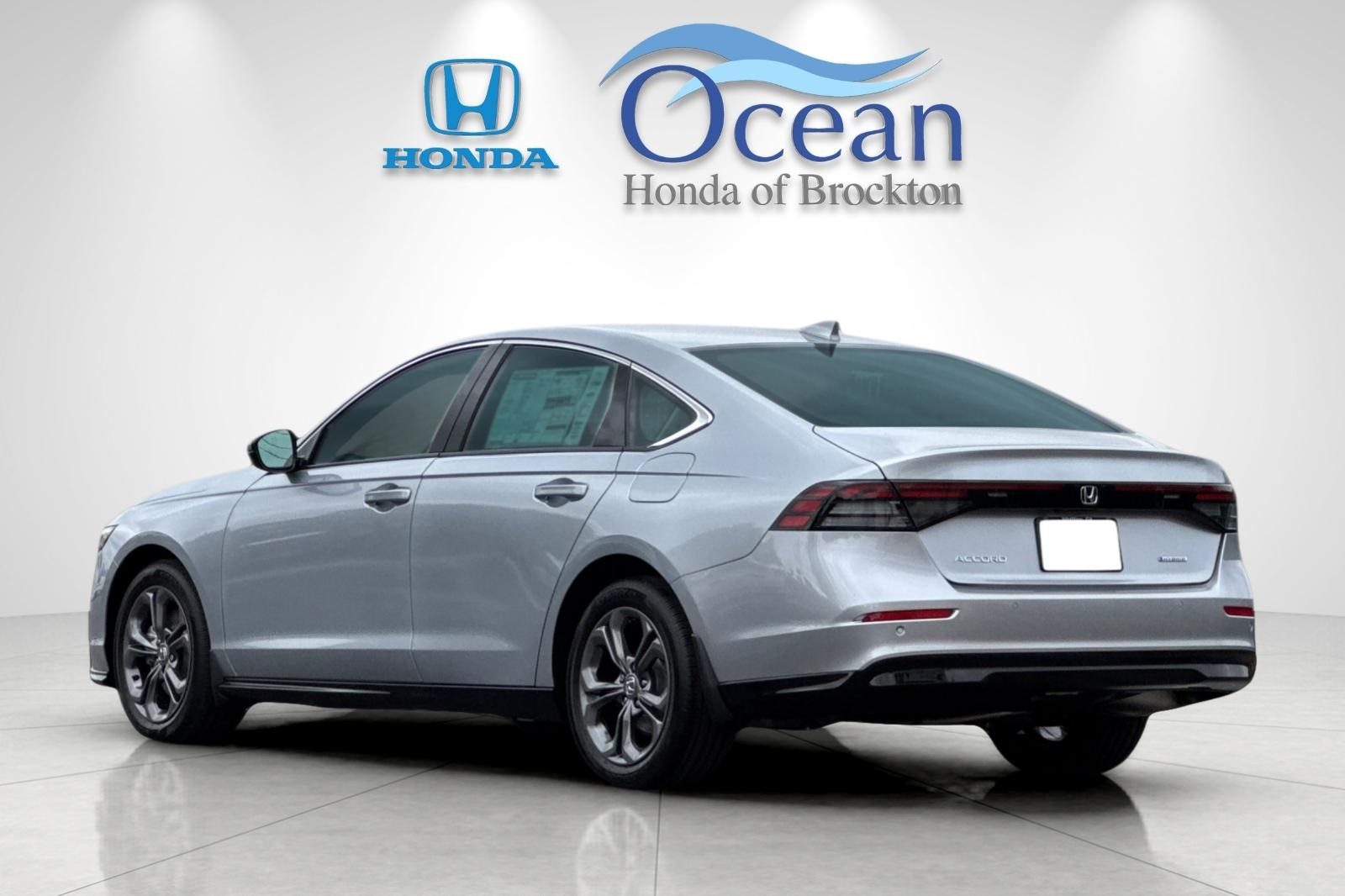 2025 Honda Accord Hybrid EX-L photo 3