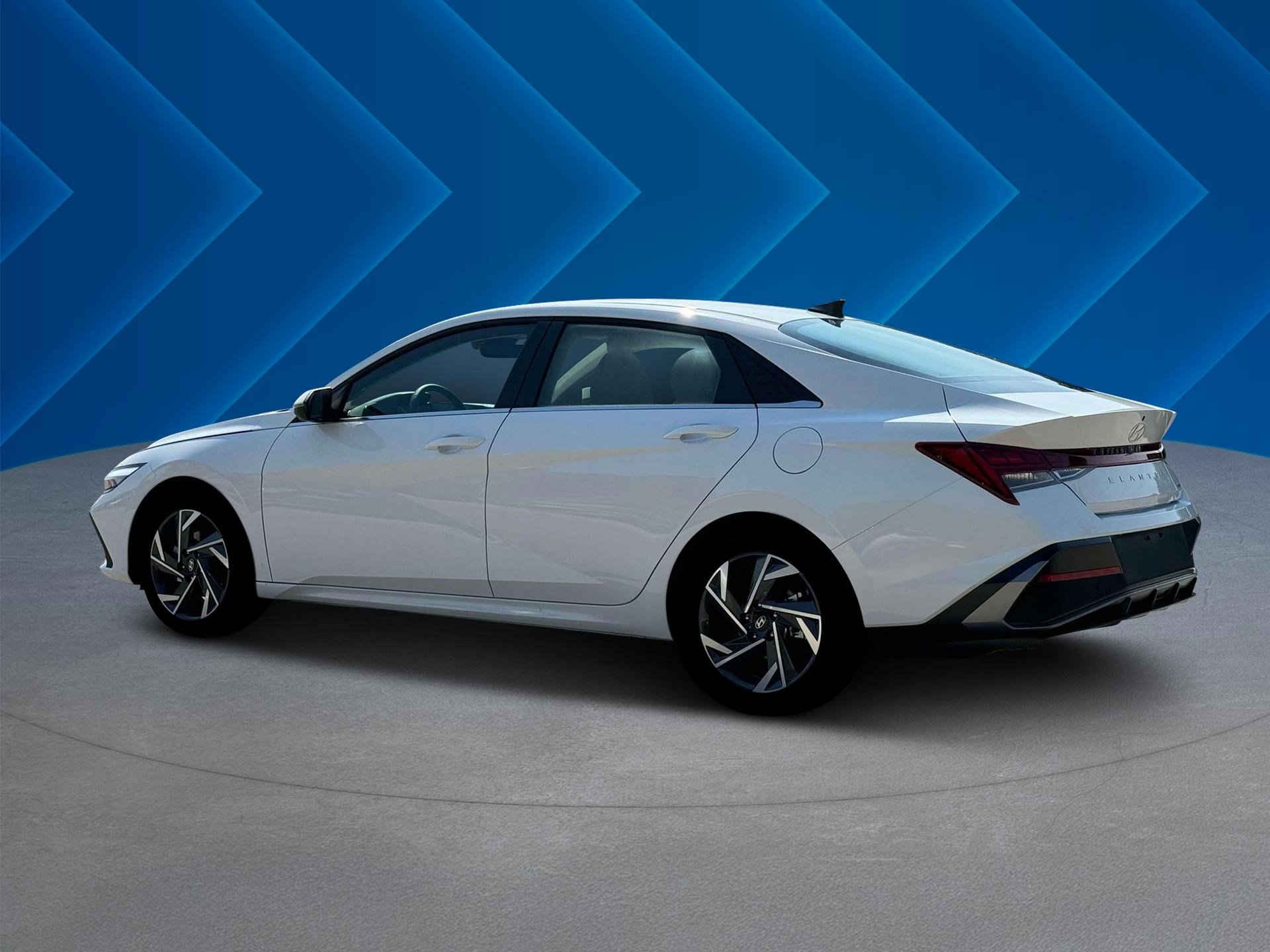 2025 Hyundai Elantra Hybrid Limited photo 4