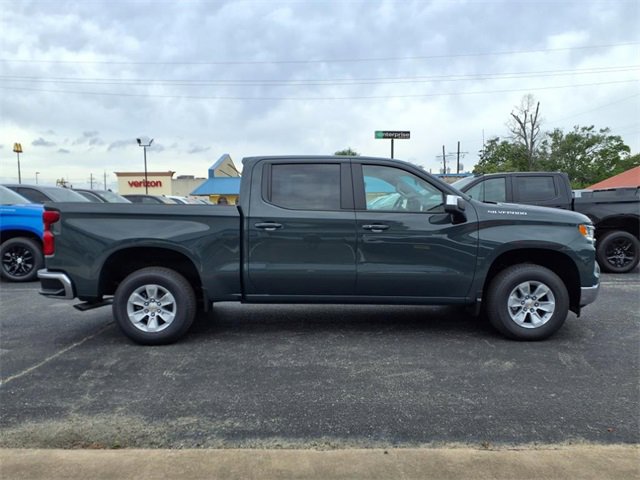 2025 Chevrolet Silverado 1500 LT photo 7
