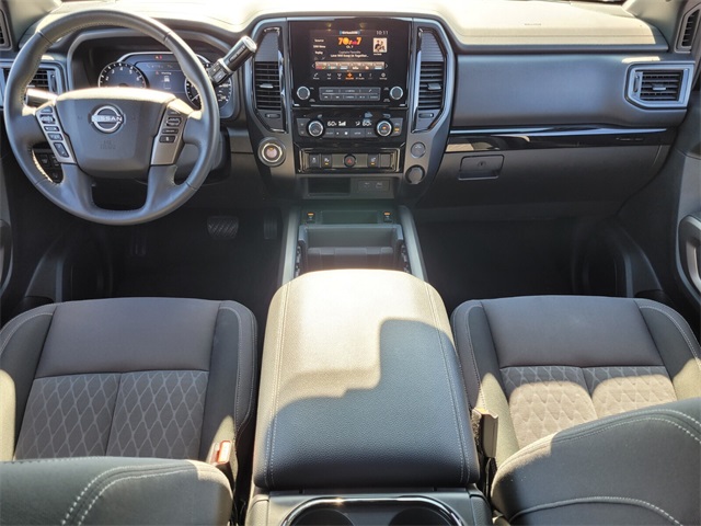 2024 Nissan Titan SV photo 10
