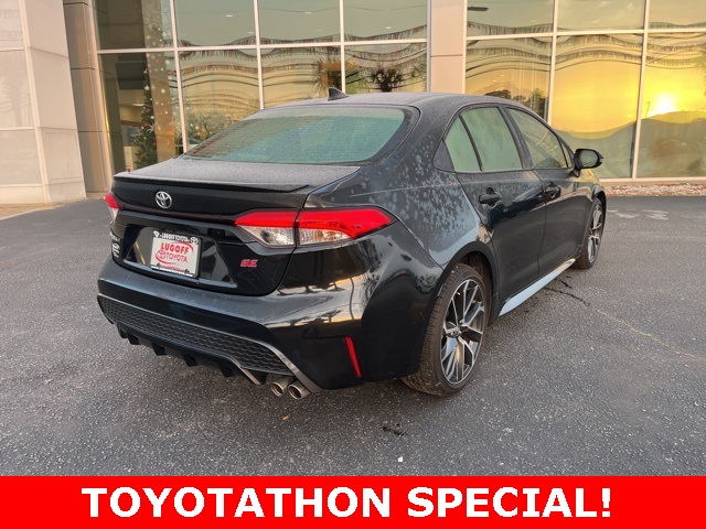 2022 Toyota Corolla SE photo 2