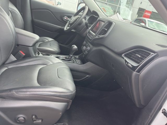 2023 Jeep Cherokee Altitude photo 23