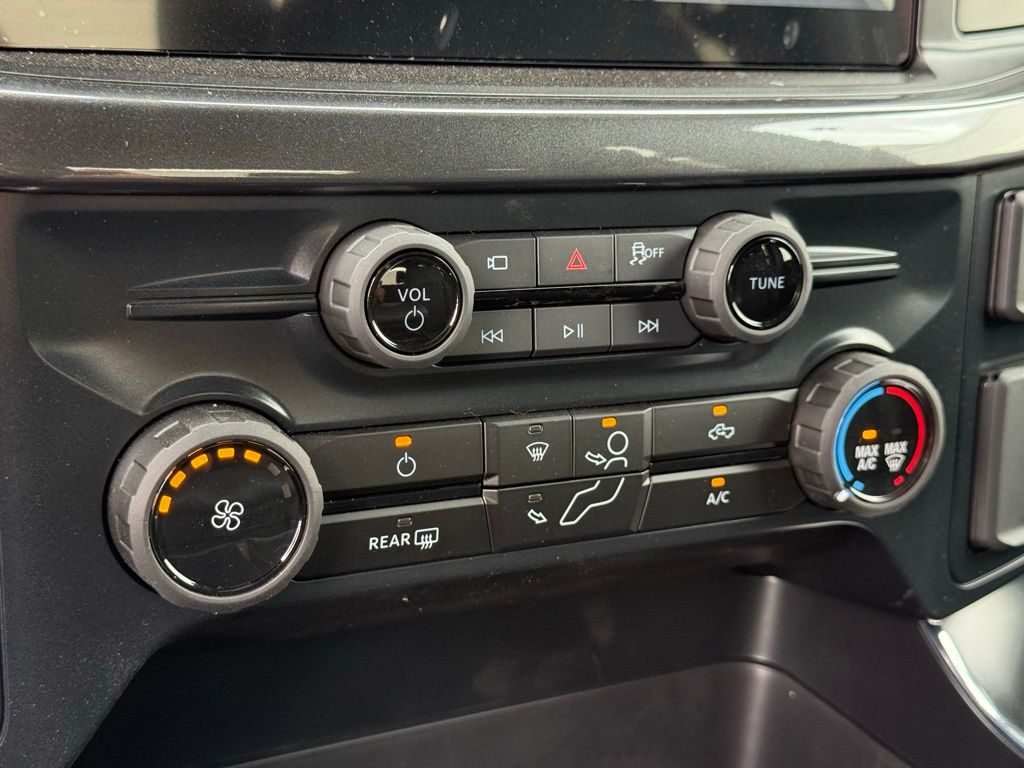 2025 Ford F-150 STX photo 11
