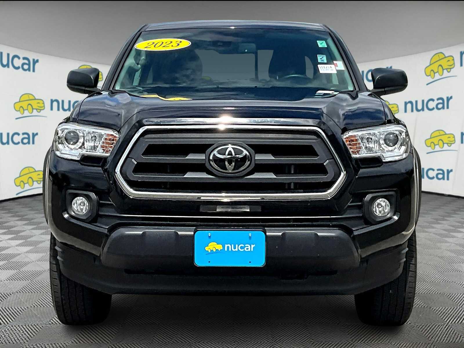 2023 Toyota Tacoma SR5 photo 2