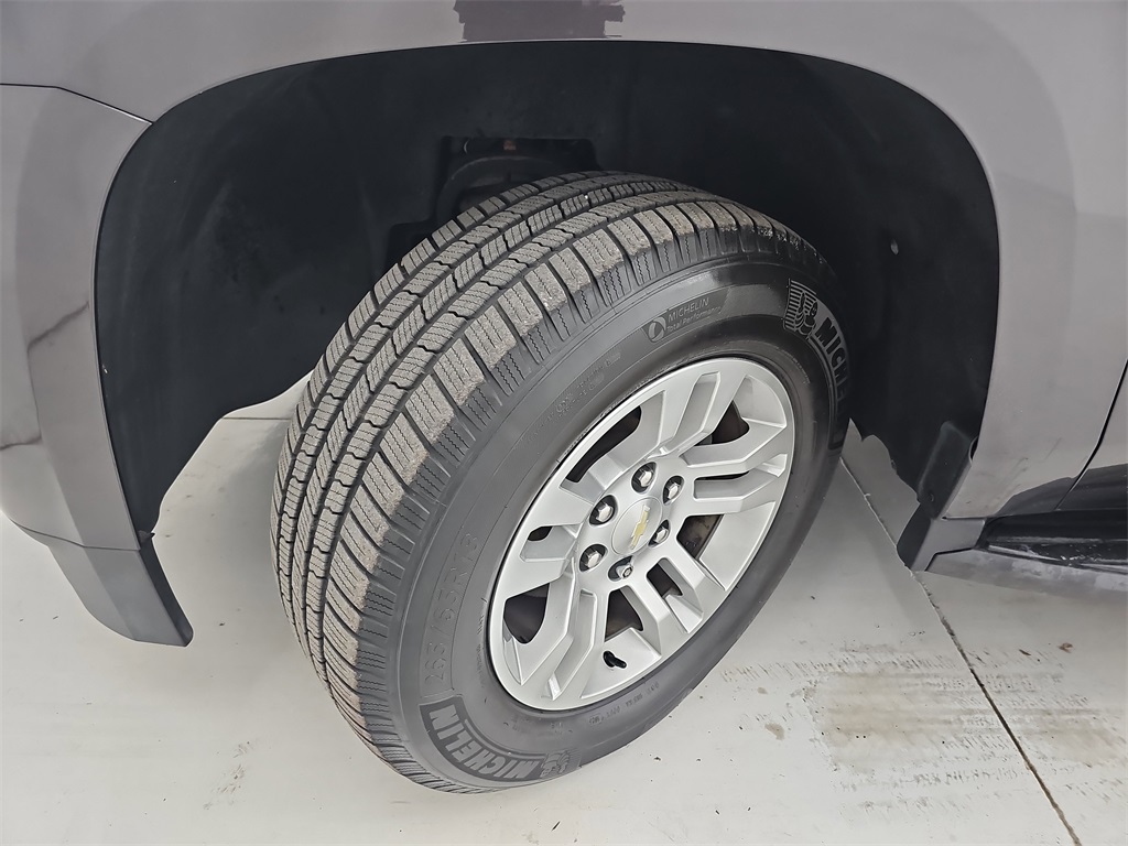 2018 Chevrolet Tahoe LT photo 40