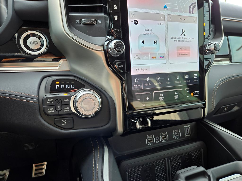 2025 Ram 1500 photo 23