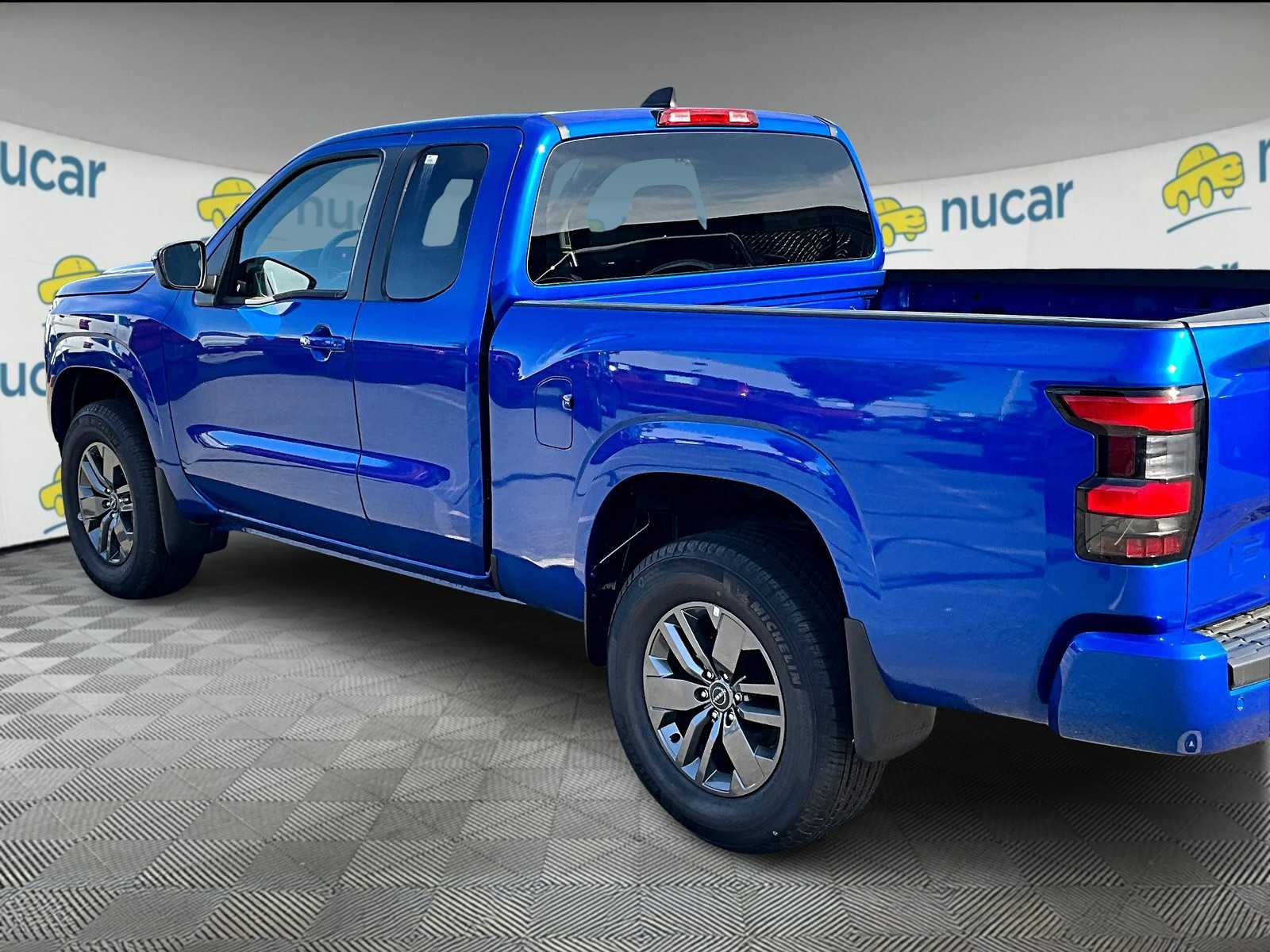 2025 Nissan Frontier SV photo 4