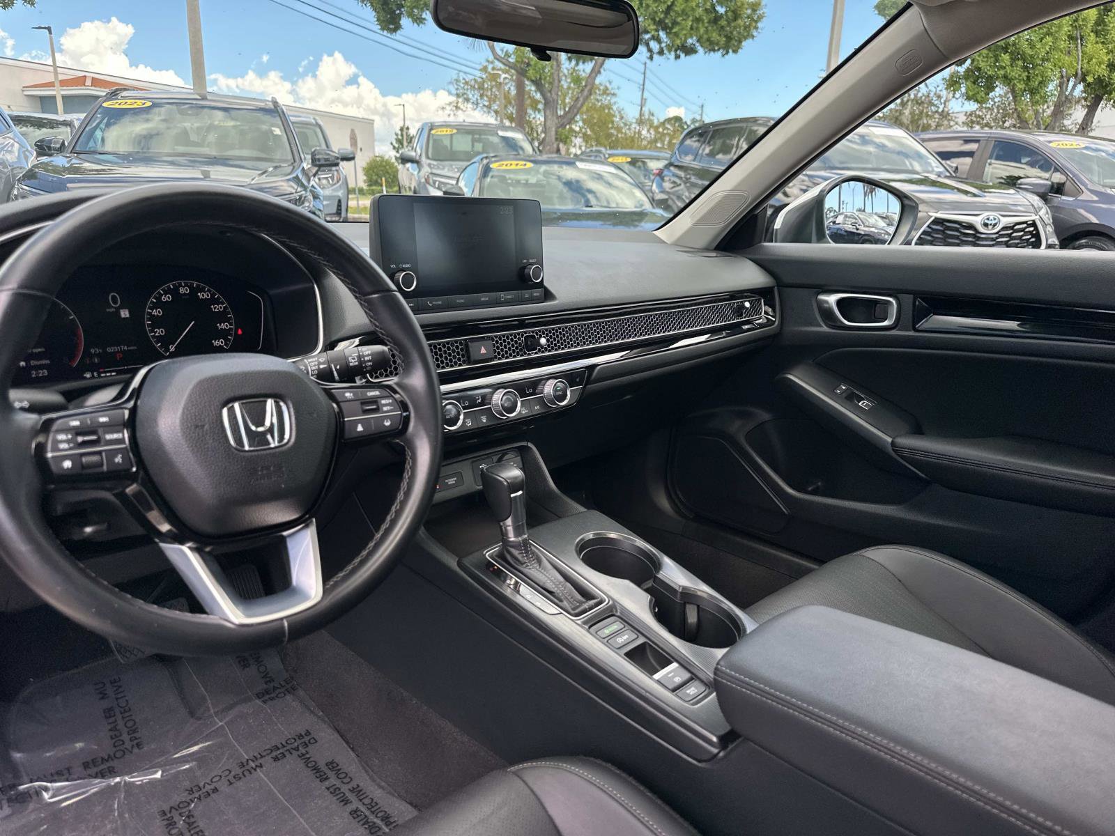 2023 Honda Civic EX-L Hatchback photo 15