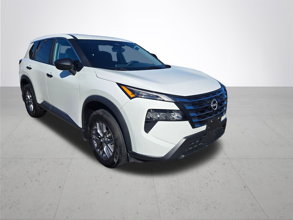 2024 Nissan Rogue S photo 4