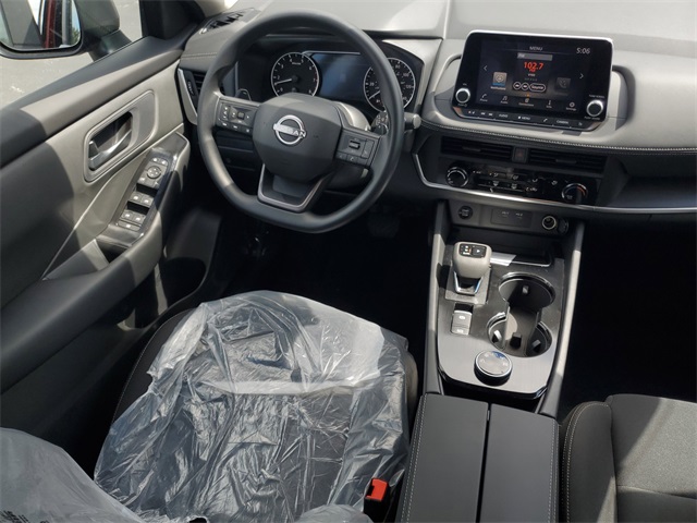 2026 Nissan Rogue S photo 8