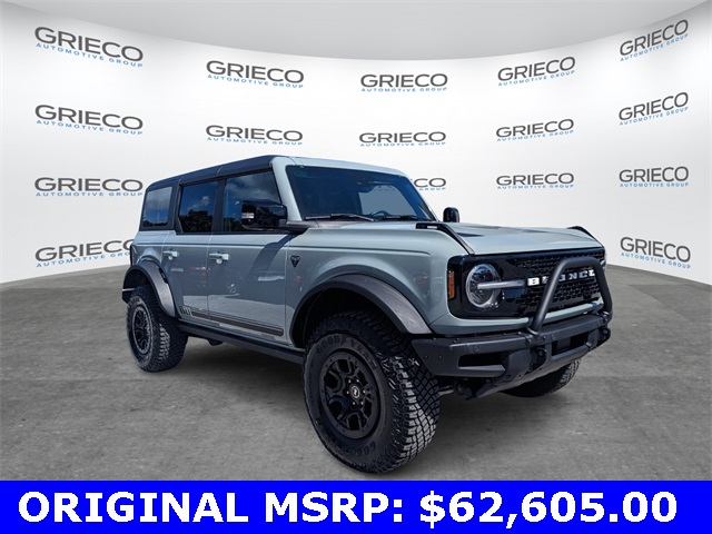2021 Ford Bronco 4-Door First Edition's photo