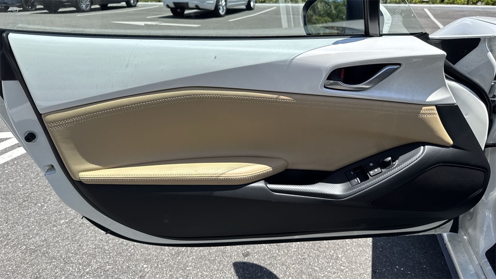 2025 Mazda MX-5 Miata Miata Grand Touring photo 30