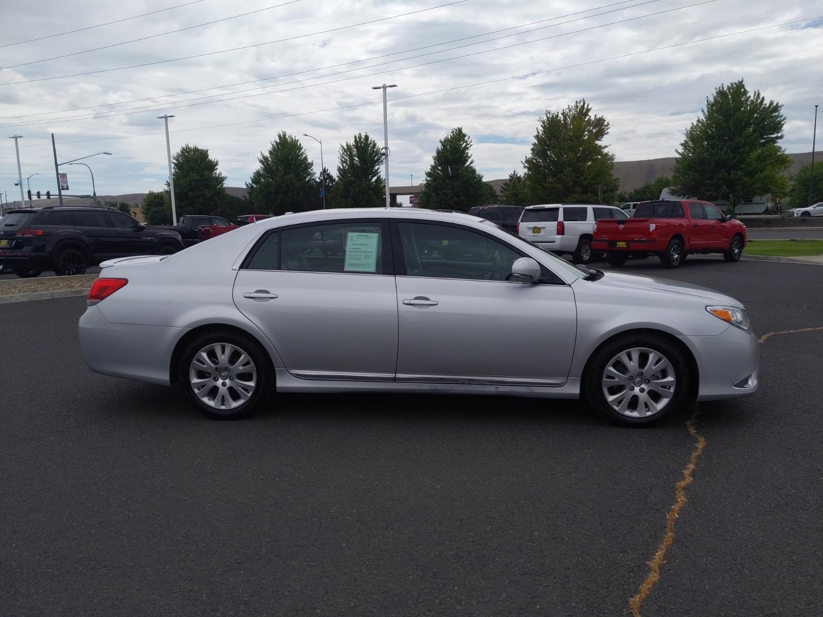 Used 2011 Toyota Avalon Limited with VIN 4T1BK3DB8BU425344 for sale in Union Gap, WA