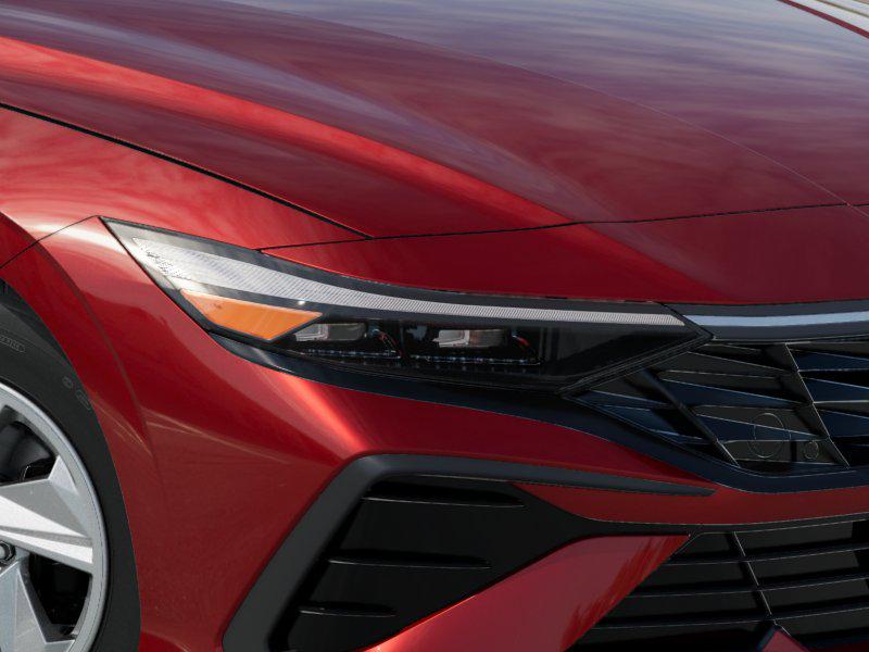 2025 Hyundai Elantra SE photo 9