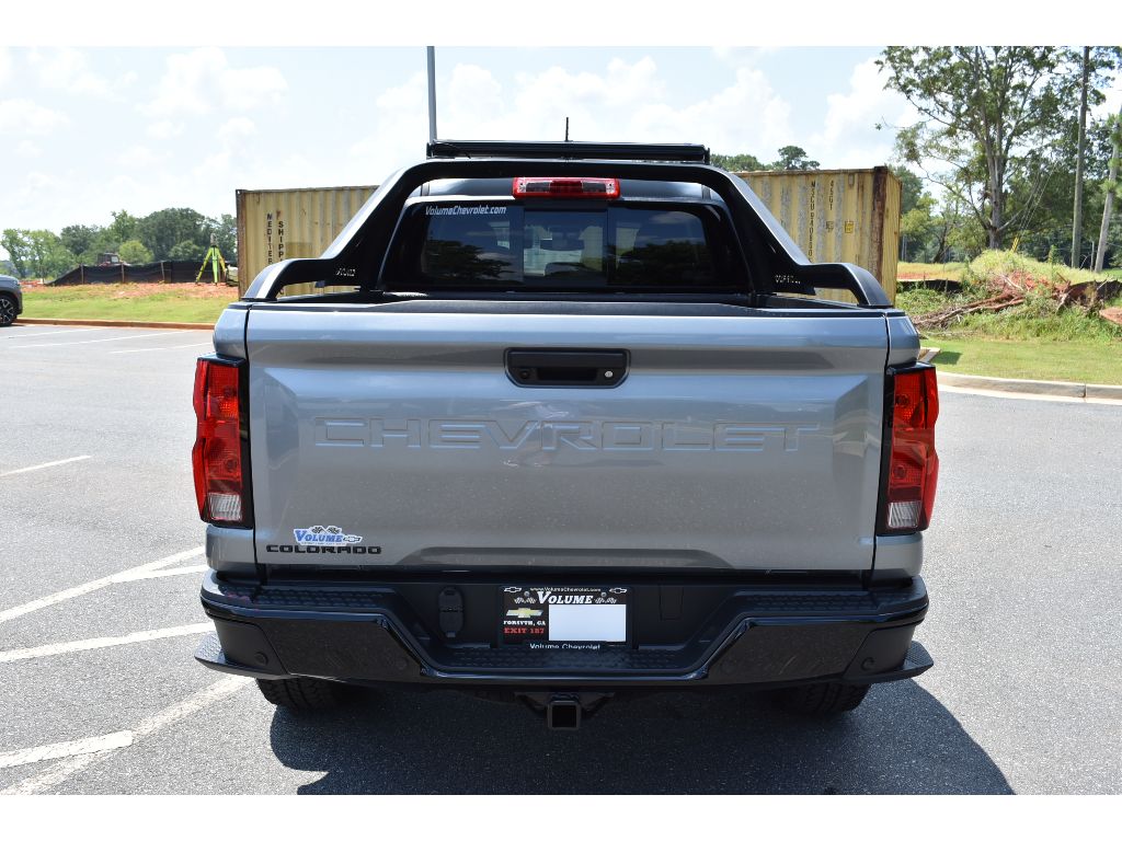 2025 Chevrolet Colorado Trail Boss photo 3