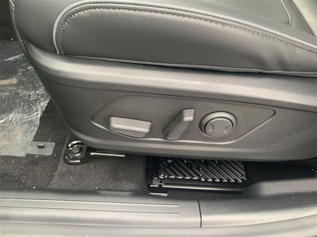 2026 Hyundai Santa Cruz Limited photo 4