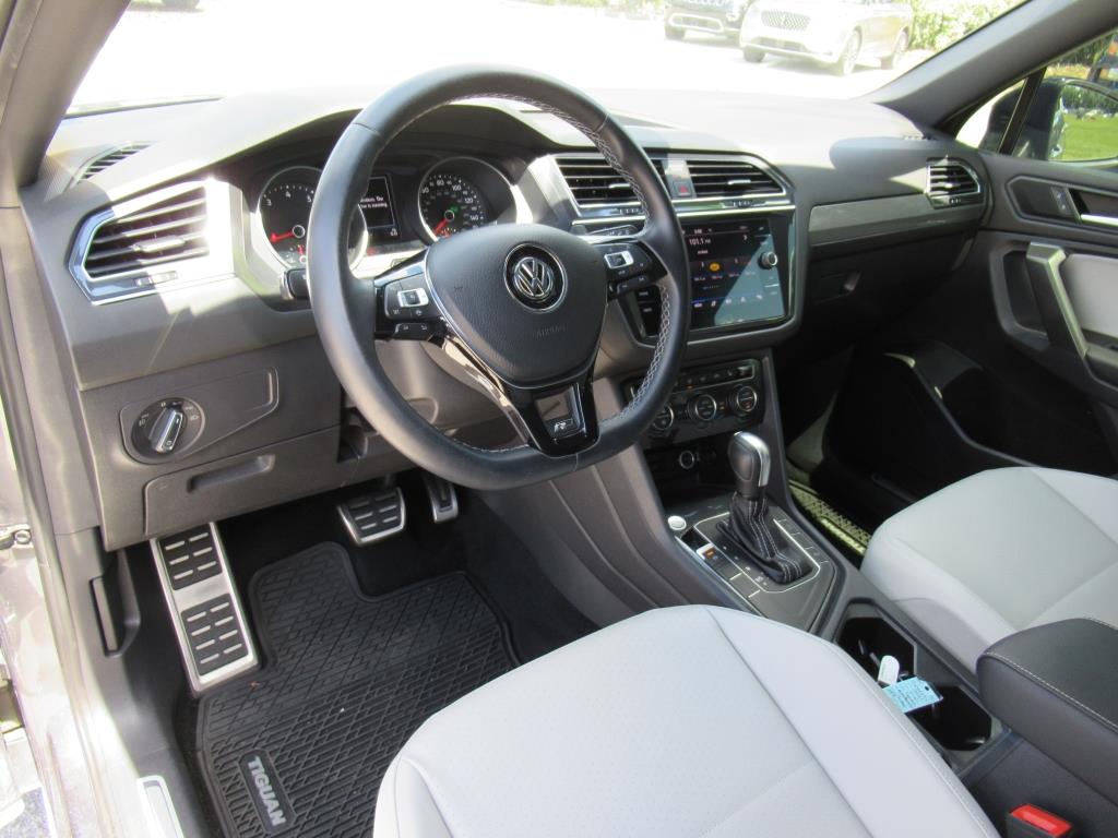 2021 Volkswagen Tiguan SE R-Line Black photo 15