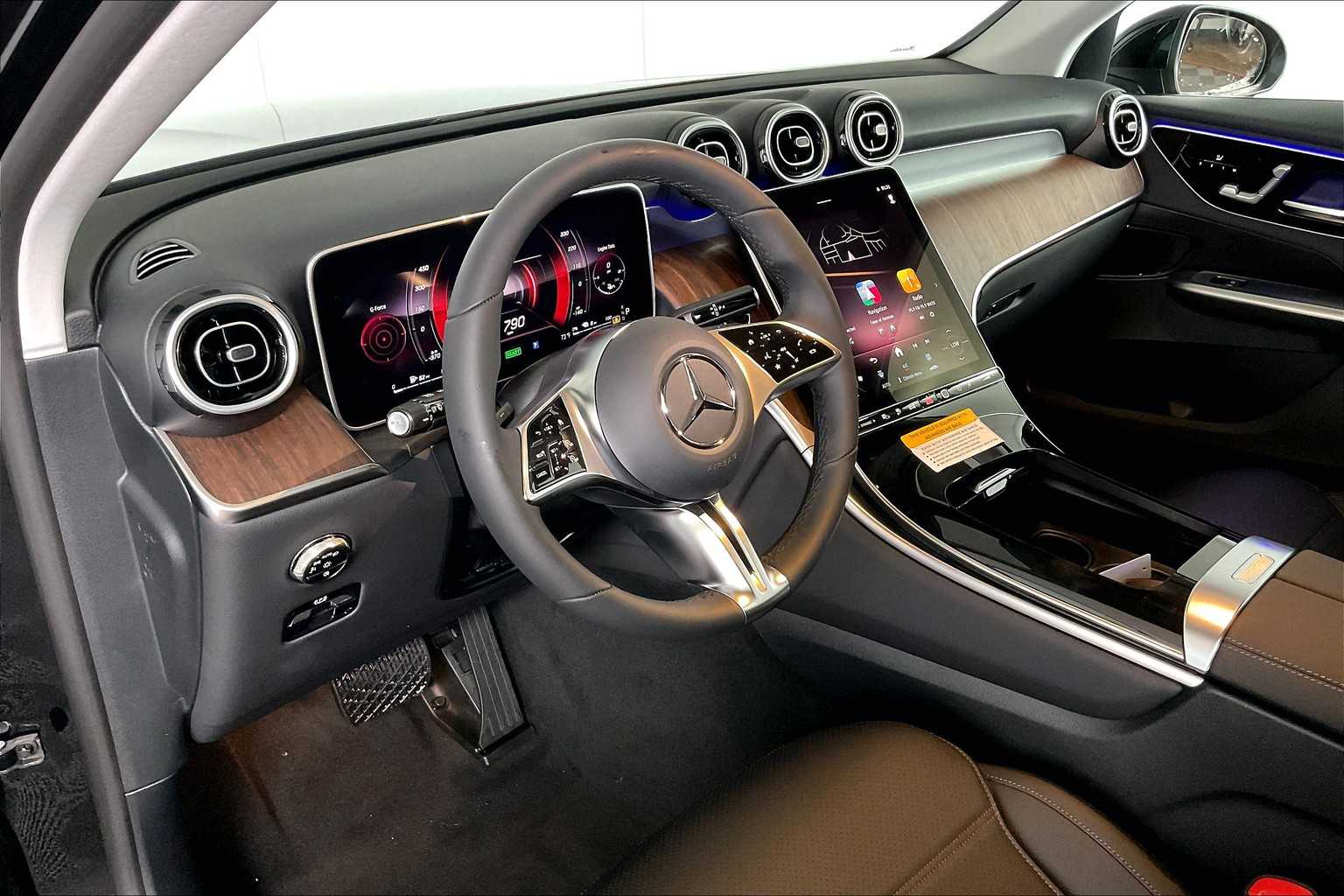 2025 Mercedes Benz GLC 350e 4MATIC photo 10