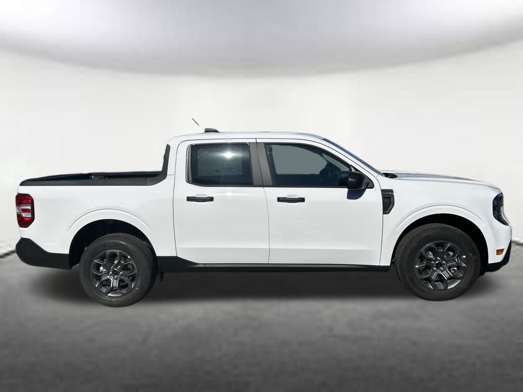 2025 Ford Maverick XLT photo 4