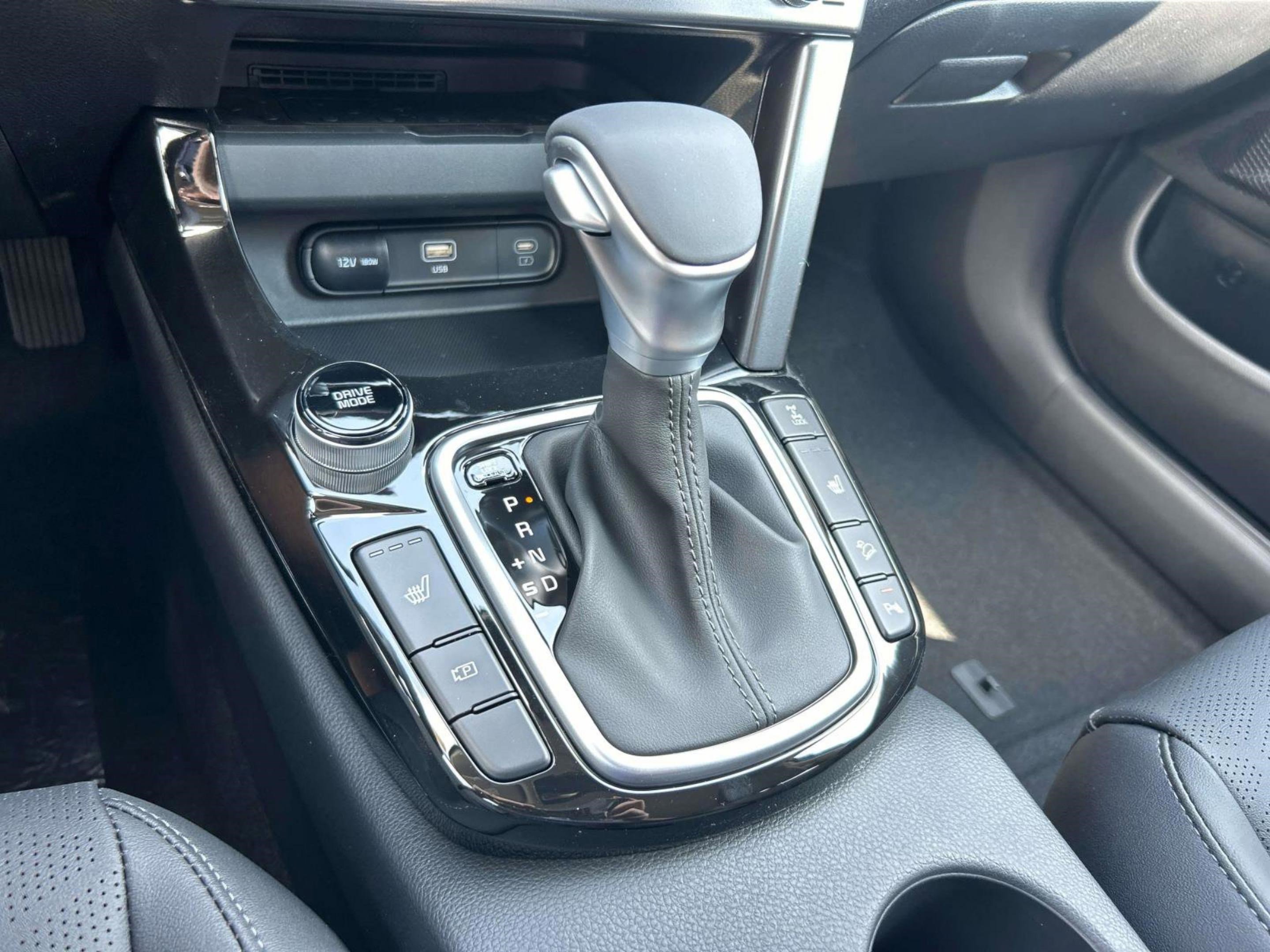 2026 Kia Seltos SX photo 27