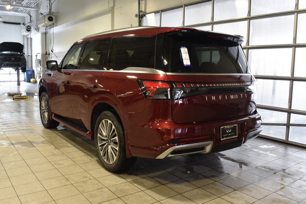 2026 Infiniti QX80 Luxe photo 4