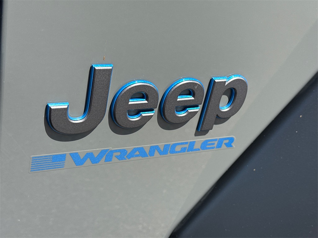 2023 Jeep Wrangler Base 4xe photo 10
