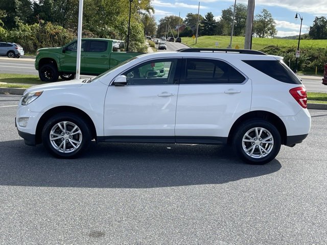 2017 Chevrolet Equinox LT photo 4