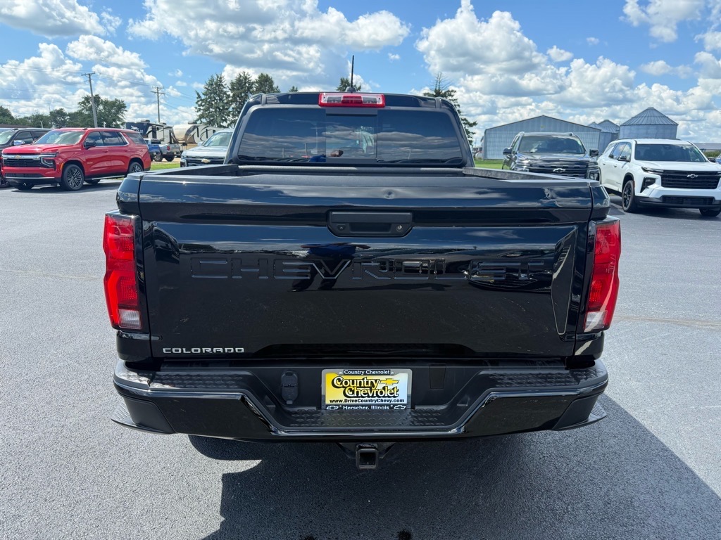 2024 Chevrolet Colorado Z71 photo 4