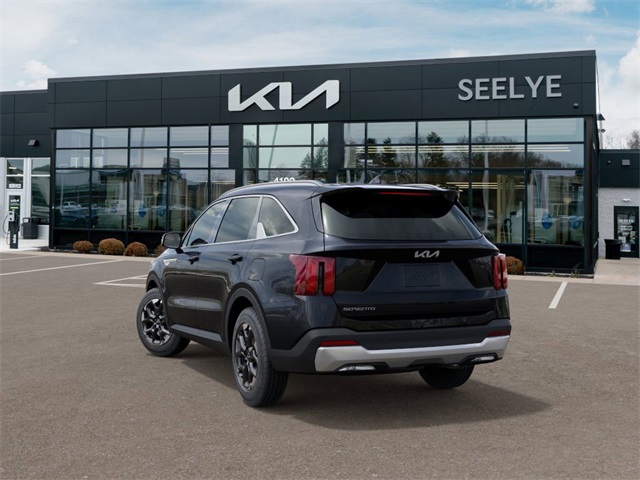 2025 Kia Sorento S photo 3