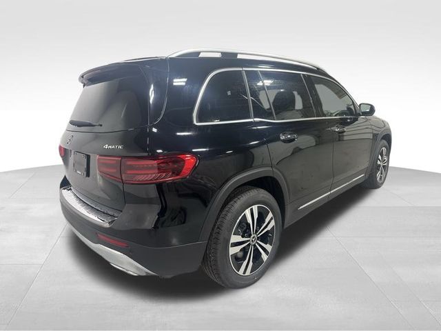 2026 Mercedes Benz GLB 250 4MATIC photo 3