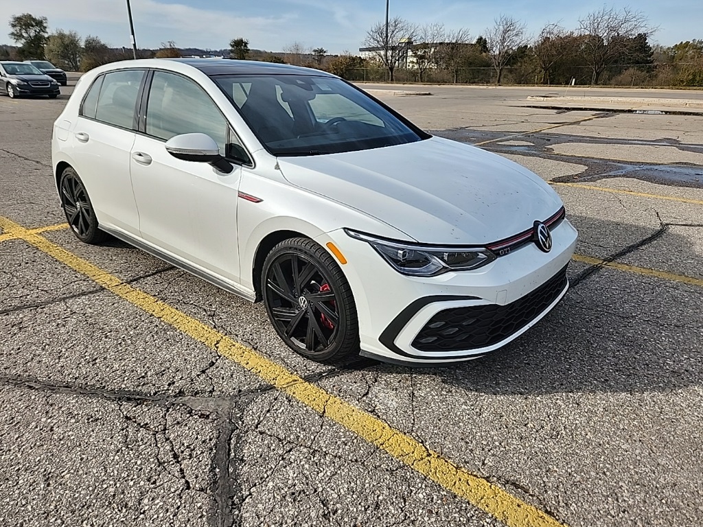 2022 Volkswagen Golf GTI SE photo 4