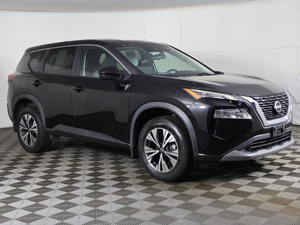 2023 Nissan Rogue SV photo 2