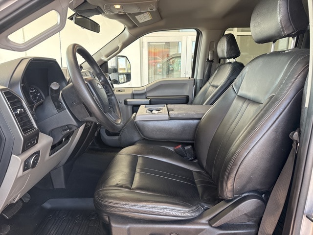 2022 Ford F-250 XLT photo 13