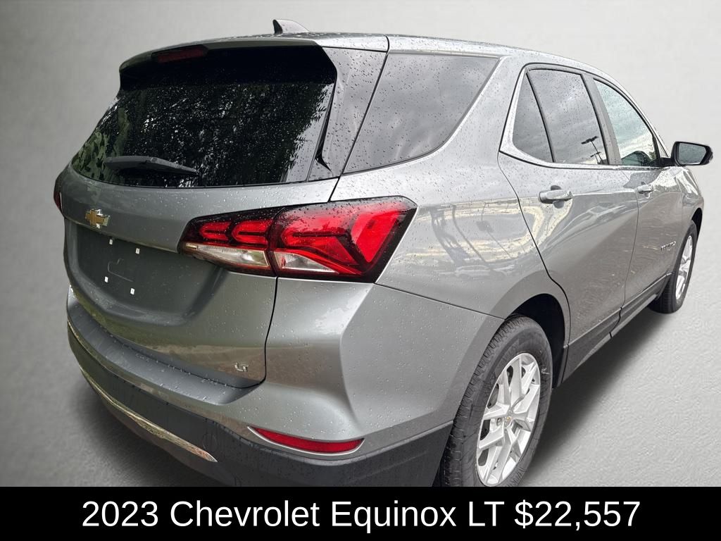 2023 Chevrolet Equinox LT photo 3