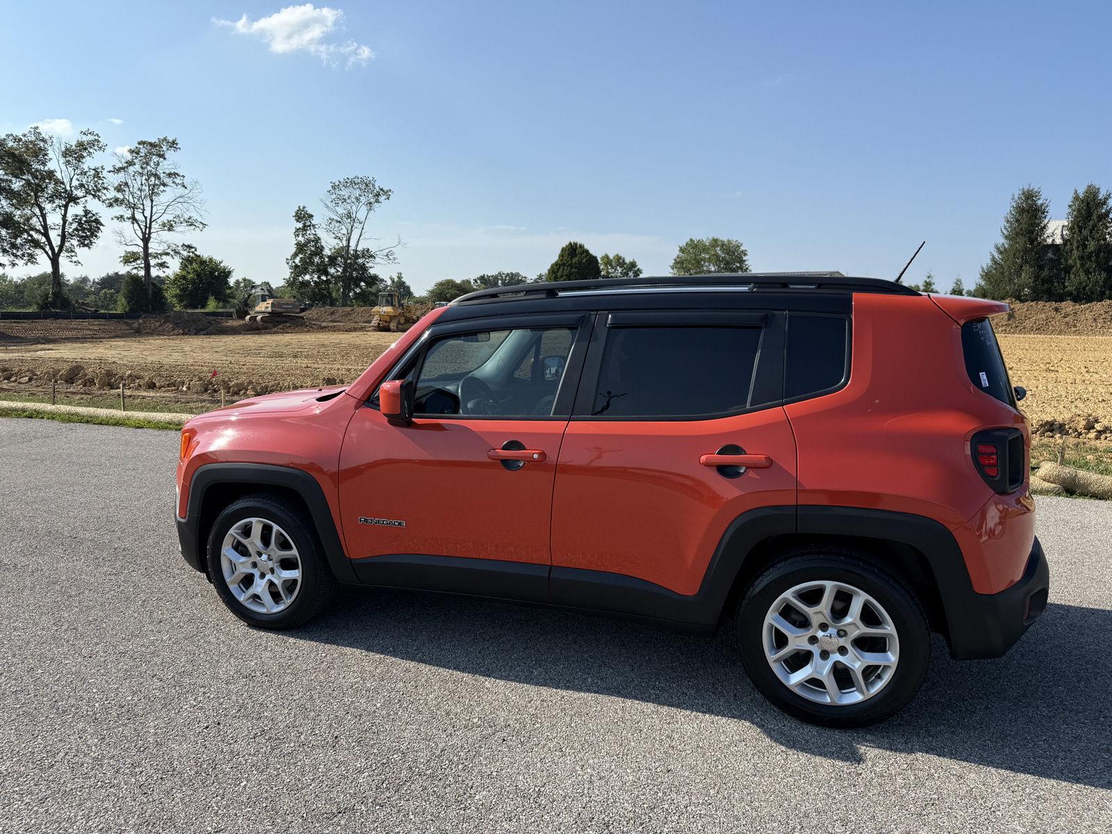 2015 Jeep Renegade Latitude photo 6