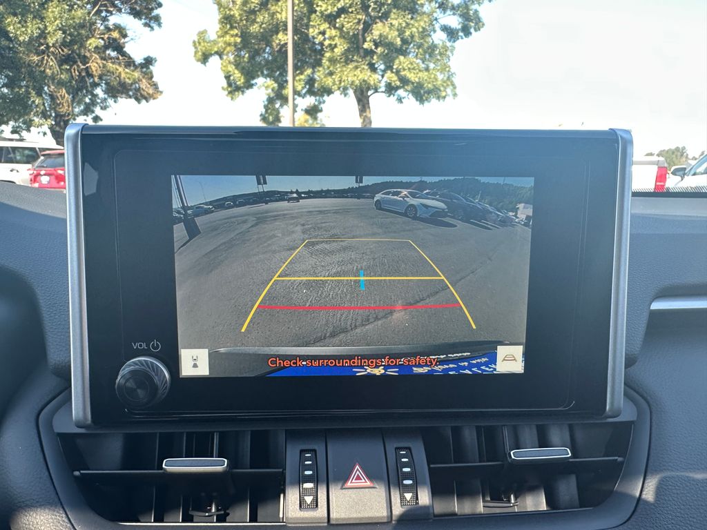 2025 Toyota RAV4 XLE Premium photo 17