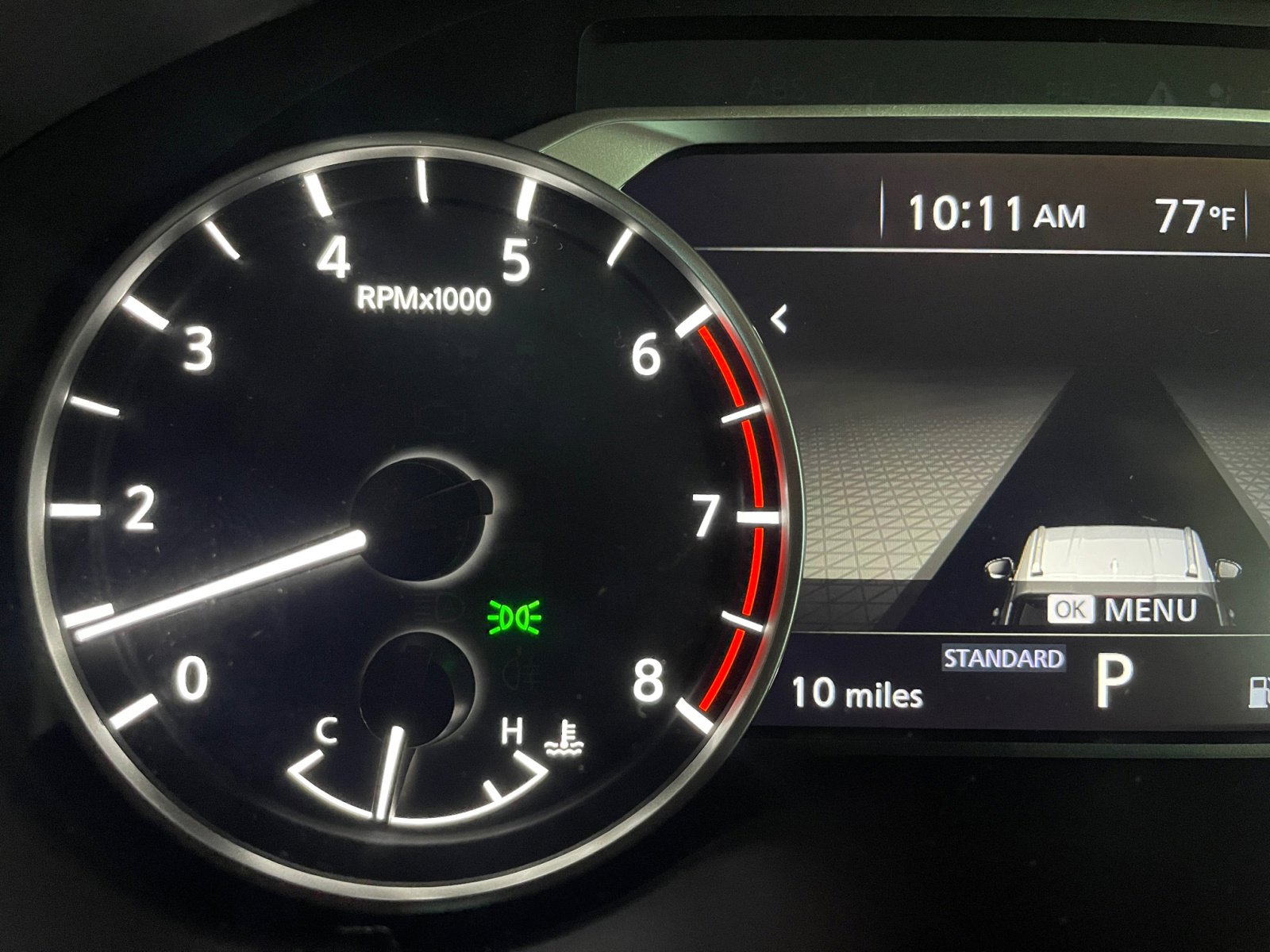 2025 Nissan Rogue SV photo 2