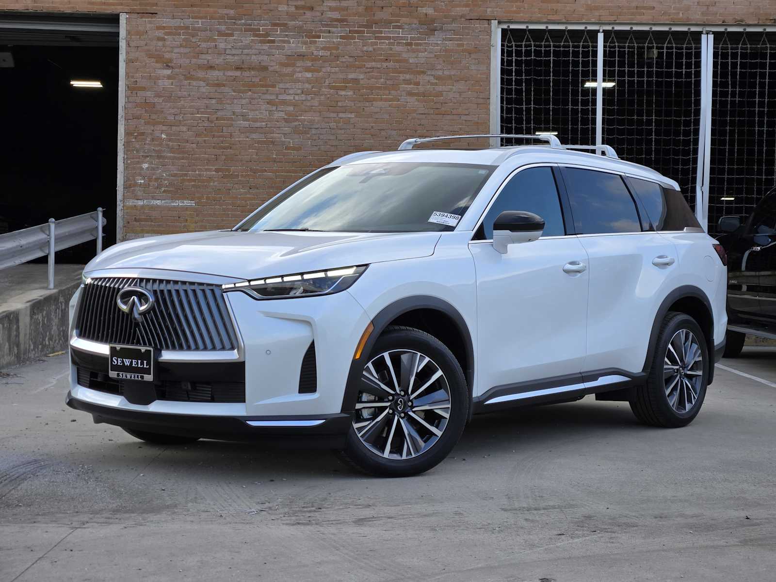 2026 INFINITI QX60 LUXE's photo