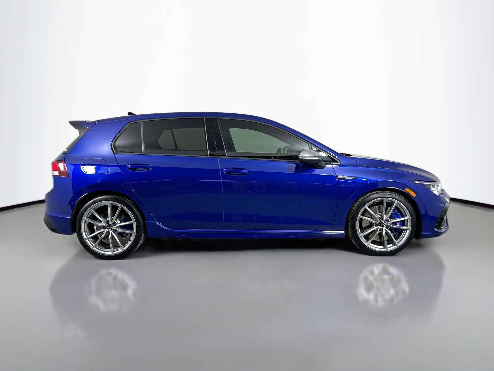 2024 Volkswagen Golf R 4Motion photo 4