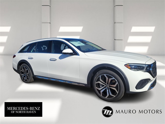 2025 Mercedes-Benz E-Class E450 All-Terrain's photo