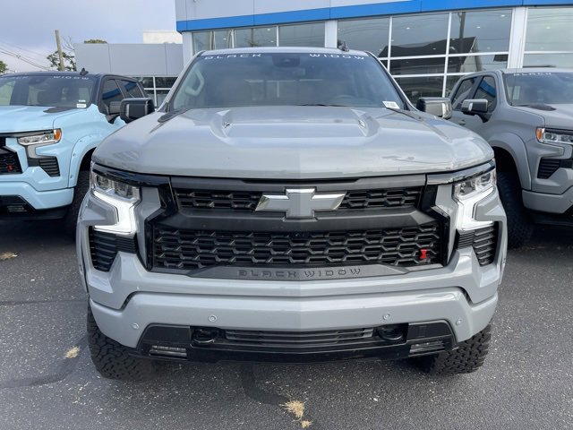 2025 Chevrolet Silverado 1500 RST photo 2