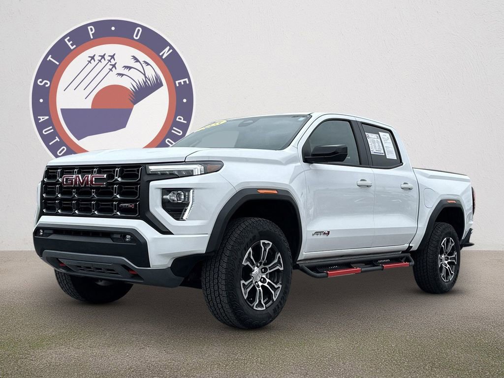 2025 GMC Canyon AT4's photo
