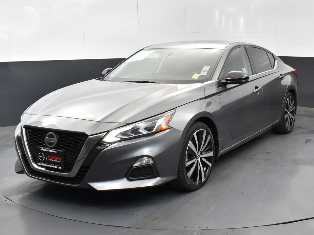 2019 Nissan Altima 2.5 SR photo 3